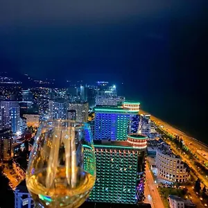 Orbi City Apartments باتومي